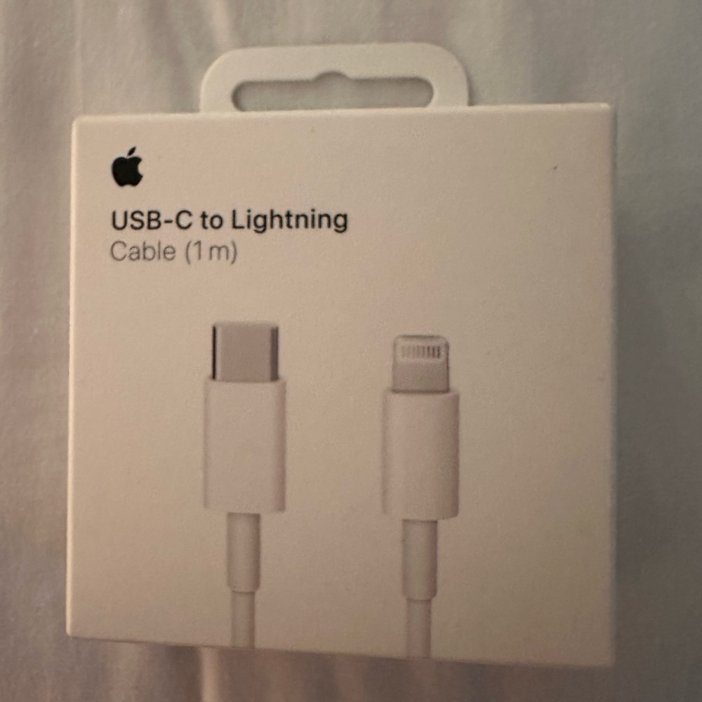 Apple White USB-C to Lightning Cable